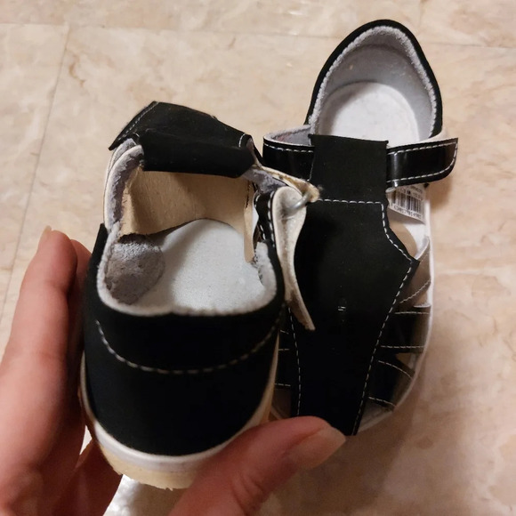 Toddler sandals - Picture 2 of 3